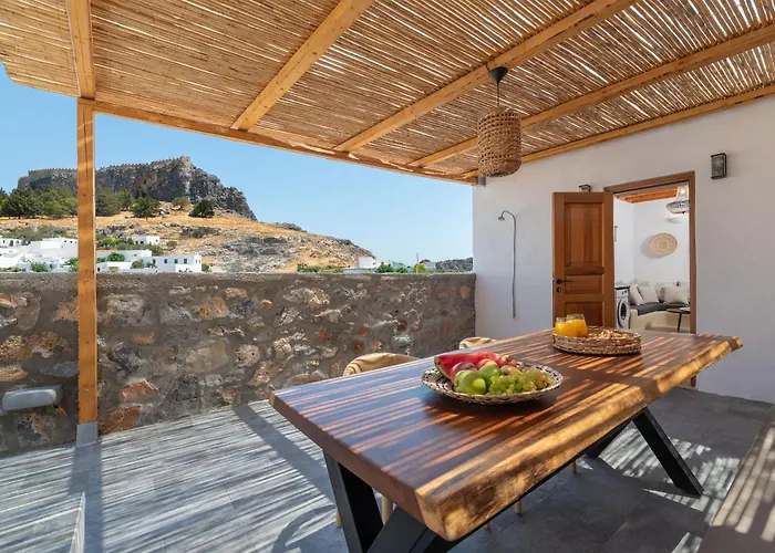 Tapanis Luxury House