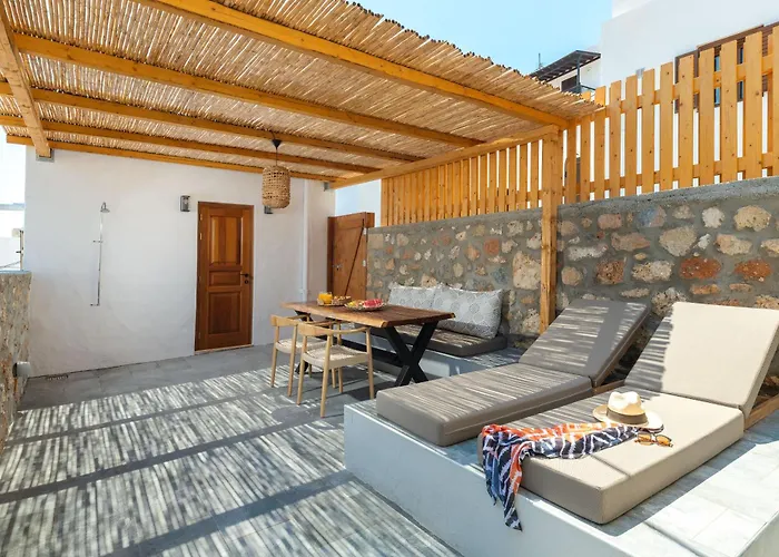 Tapanis Luxury House